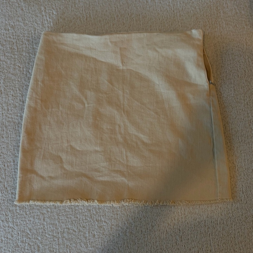 Small Cream Mini Skirt with Frayed Hem